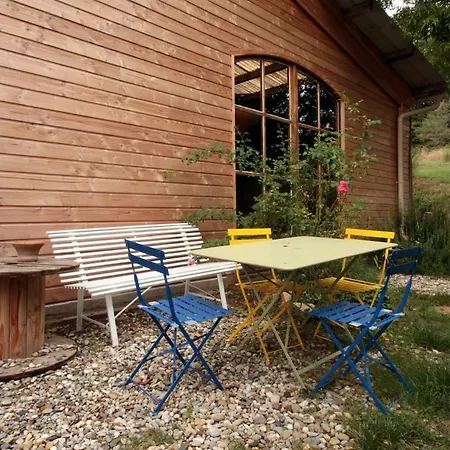Prázdninový dům Rural De Bergnes A L'ombre Des Grands Pins *