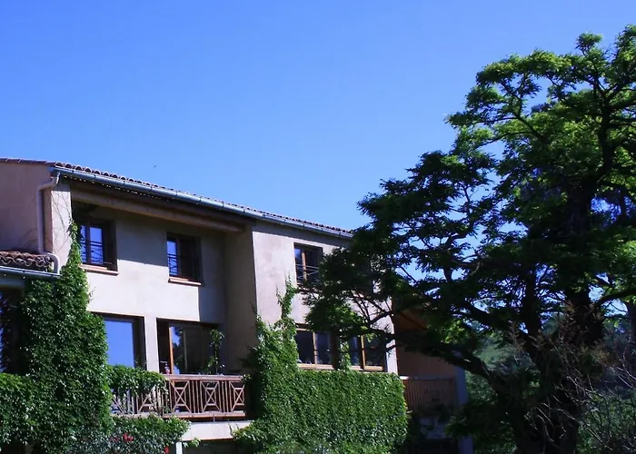 Rural De Bergnes A L'ombre Des Grands Pins Campagne-sur-Aude